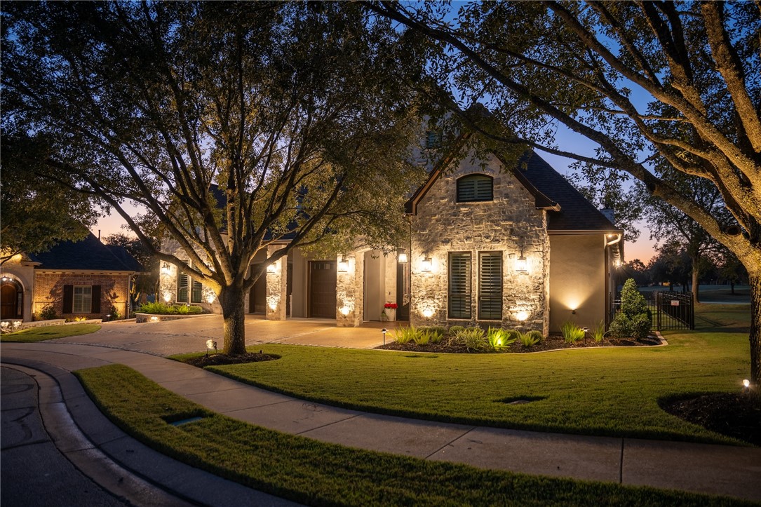 5202 Bourrone Court Property Photo 3