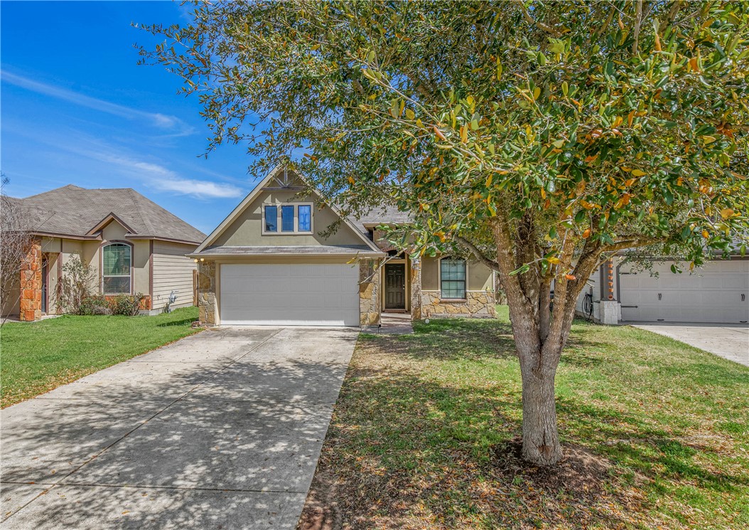 215 Simi Drive Property Photo