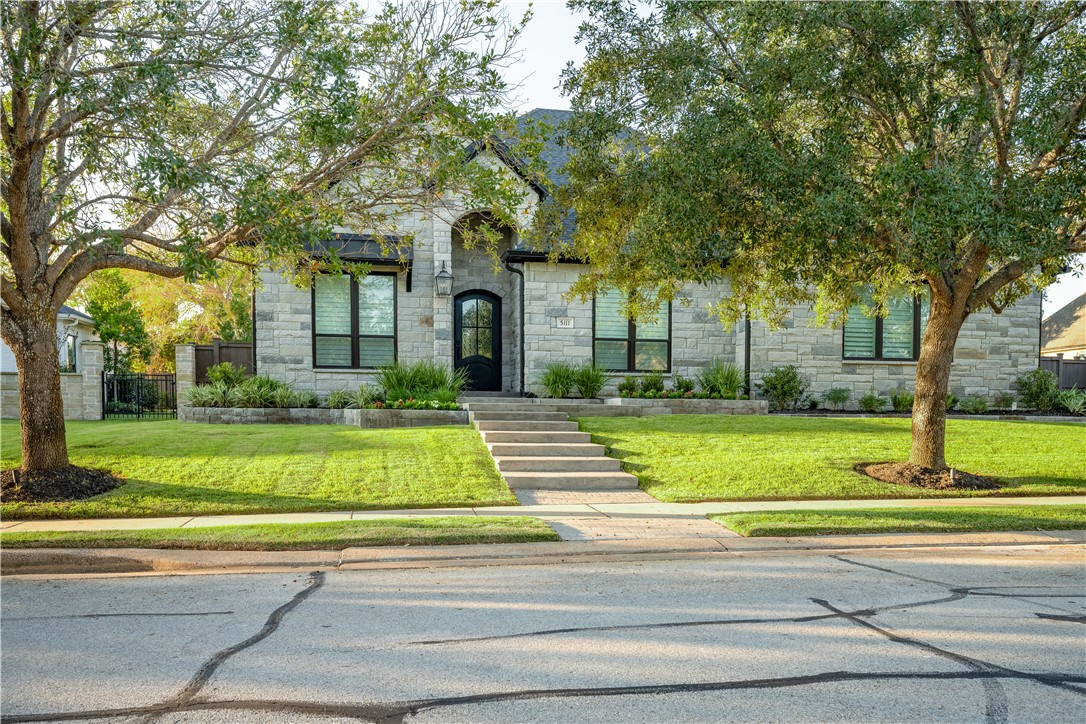 5111 Inverness Drive Property Photo