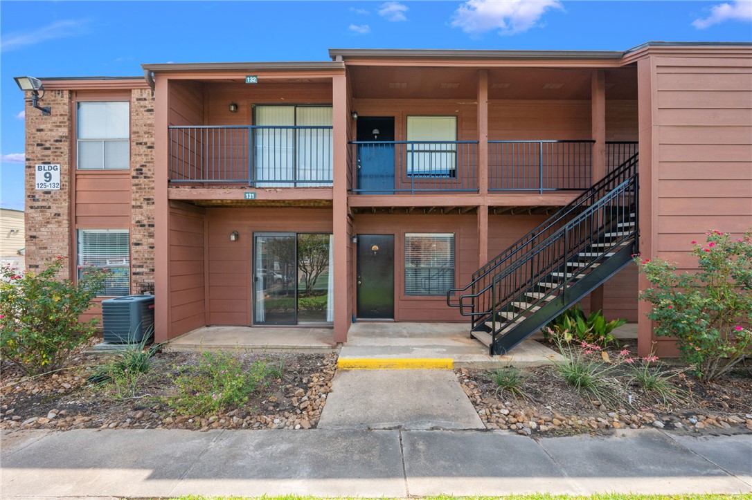 904 University Oaks Boulevard 131 Property Photo 1