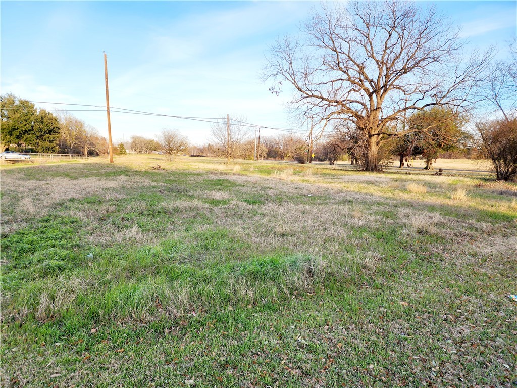 000 Moss Street Property Photo