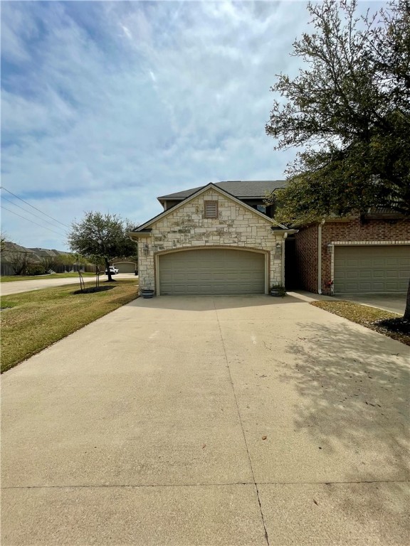 2222 Crescent Pointe Parkway Property Photo