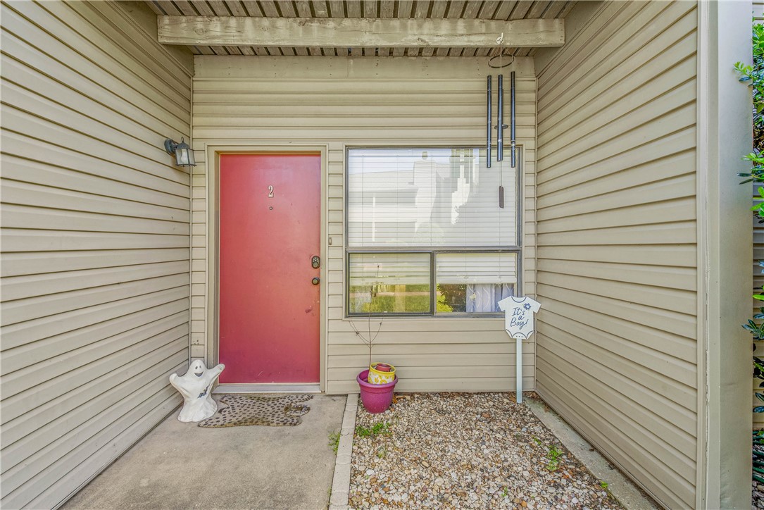 1902 Dartmouth Street O2 Property Photo 1