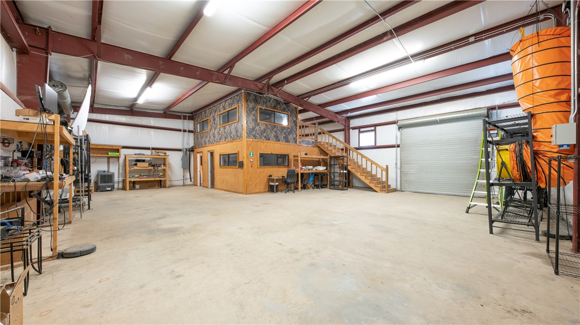 200 South Glass Street Property Photo 7