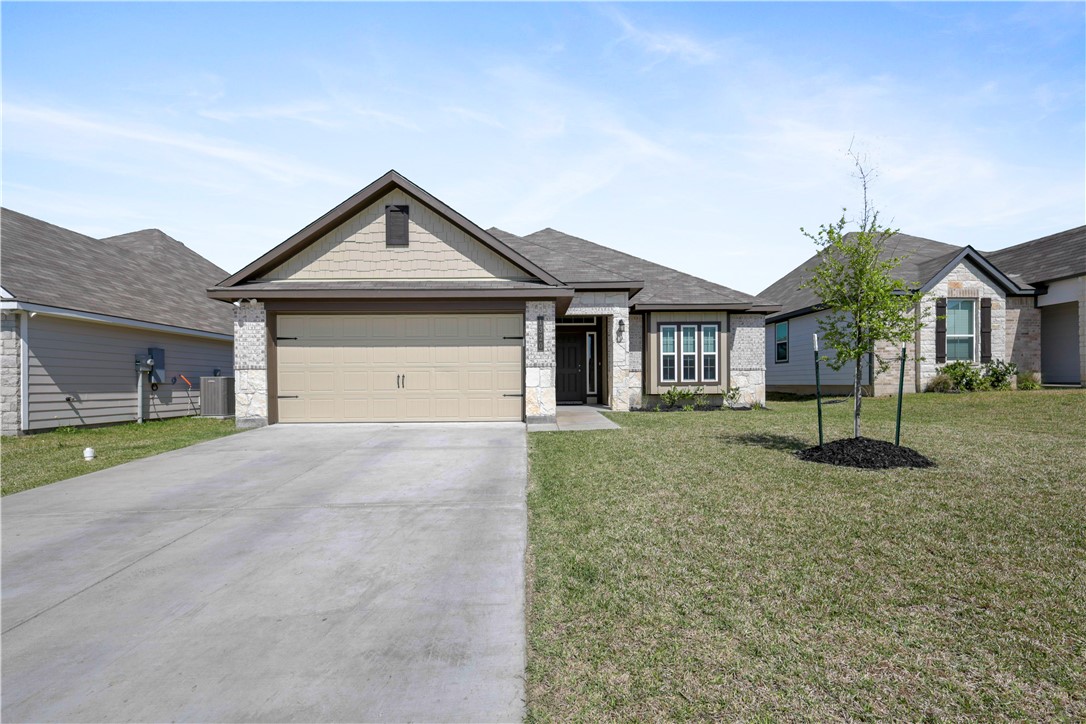 1320 Kingsgate Drive Property Photo 1