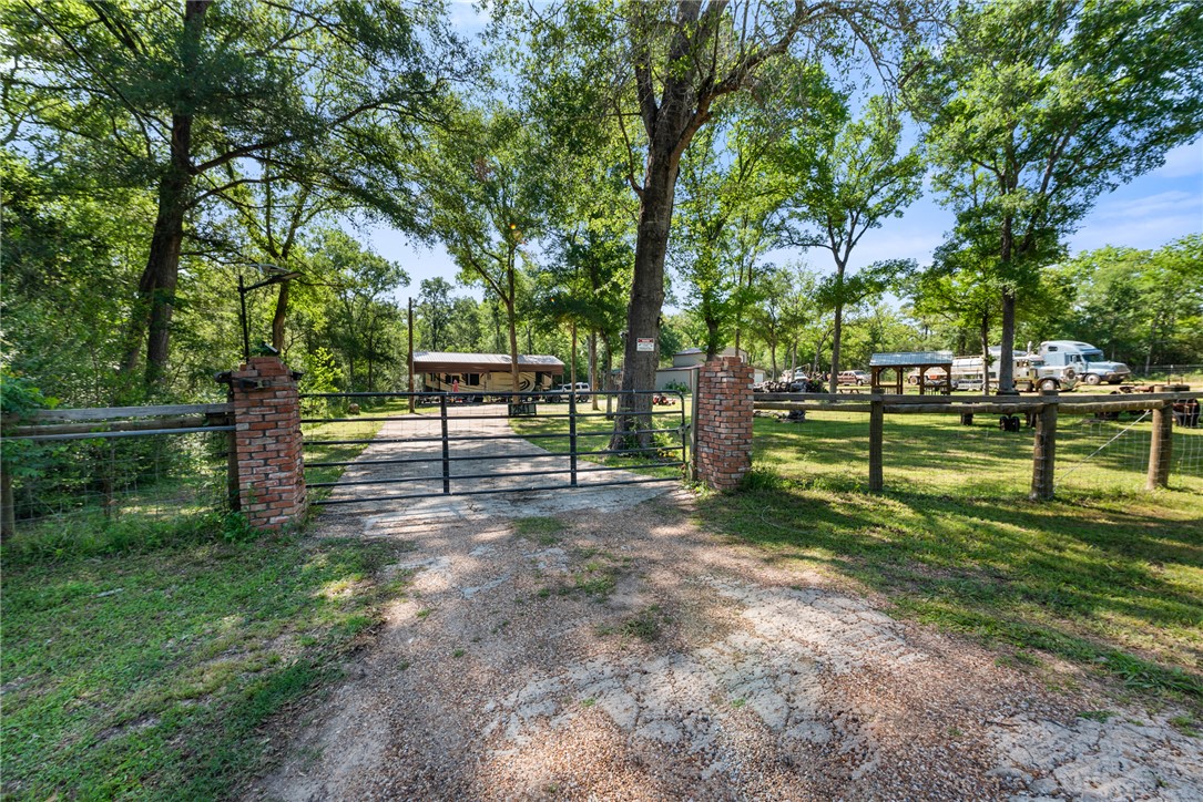 2641 Overlook Road Property Photo 1