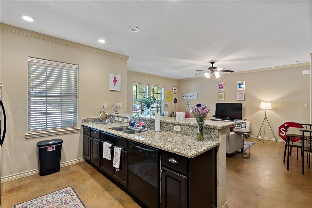 3338 Cullen Trail Property Photo 8