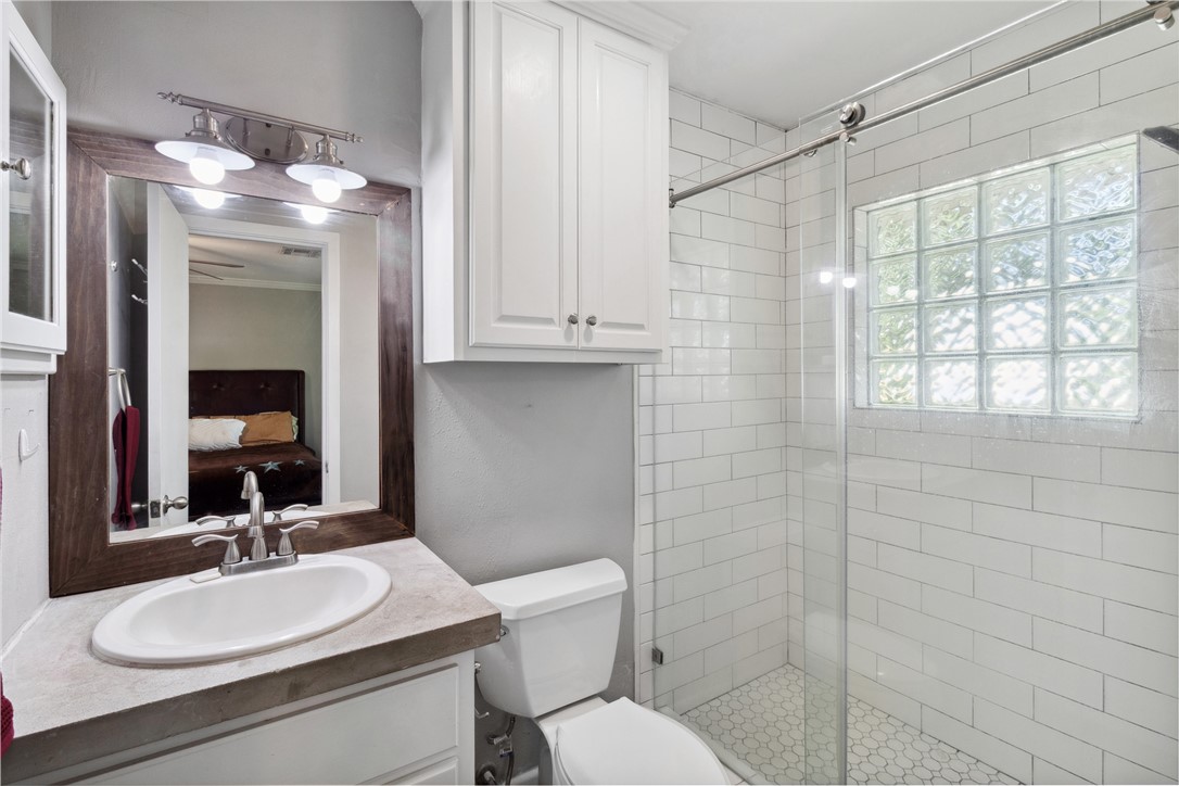 3301 Carter Creek Parkway Property Photo 14