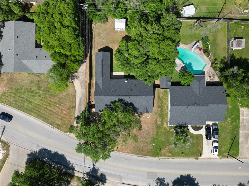 3301 Carter Creek Parkway Property Photo 29