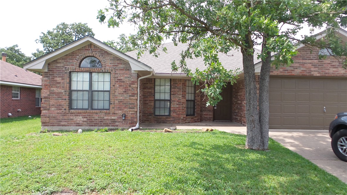 1305 Remington Court Property Photo 1