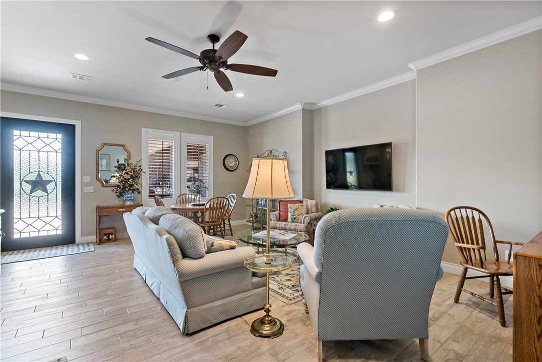 5009 Trumpeter Swan Drive Property Photo 28
