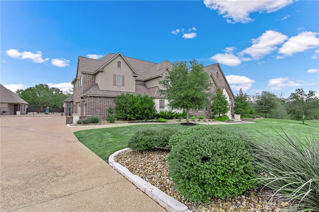 5009 Trumpeter Swan Drive Property Photo 38