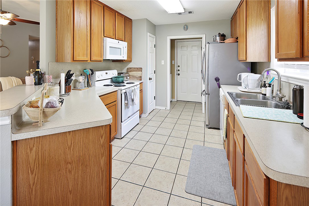 713 Broadmoor Drive Property Photo 14