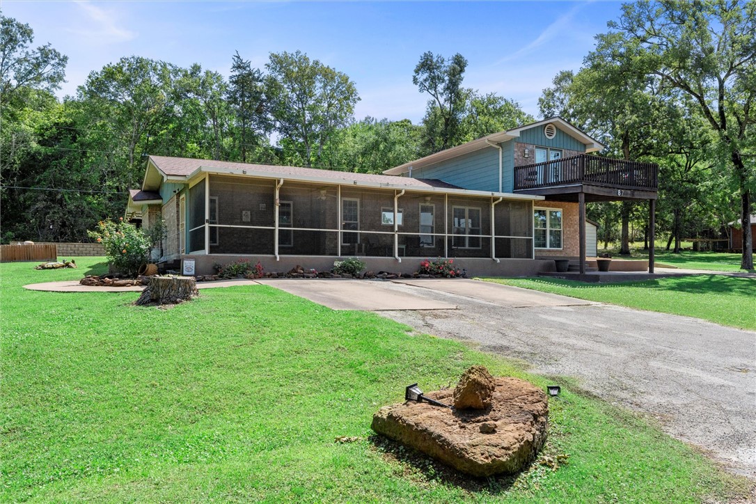 87 Tonkawa Drive Property Photo 1
