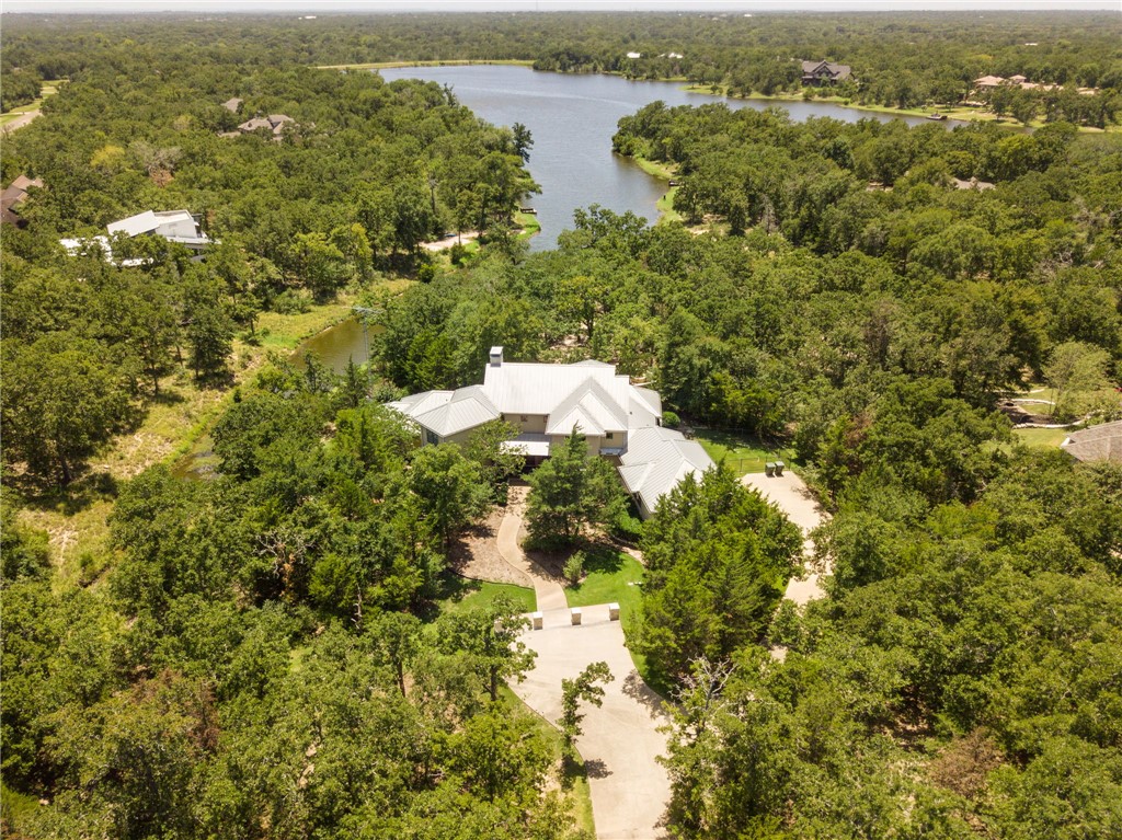 18140 Osage Trail Drive Property Photo 1