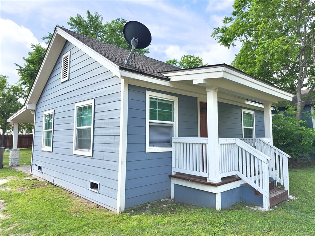 409 Mcculloch Street Property Photo 1