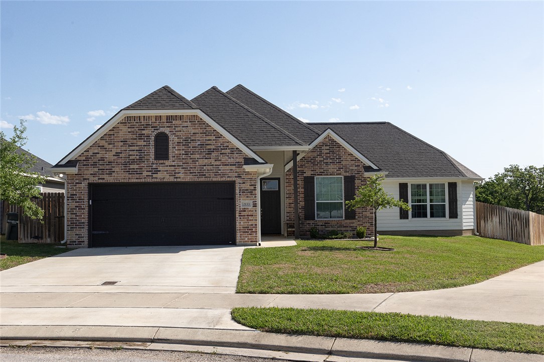 2133 Mountain Wind Loop Property Photo 1