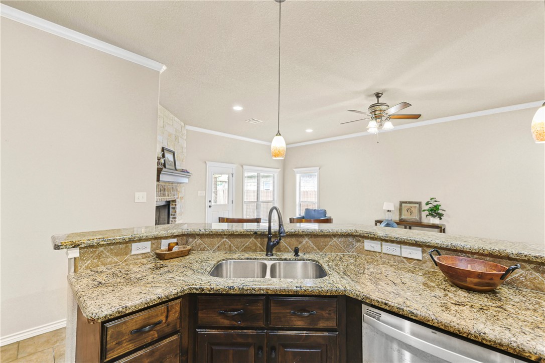 4014 Rocky Vista Drive Property Photo 12