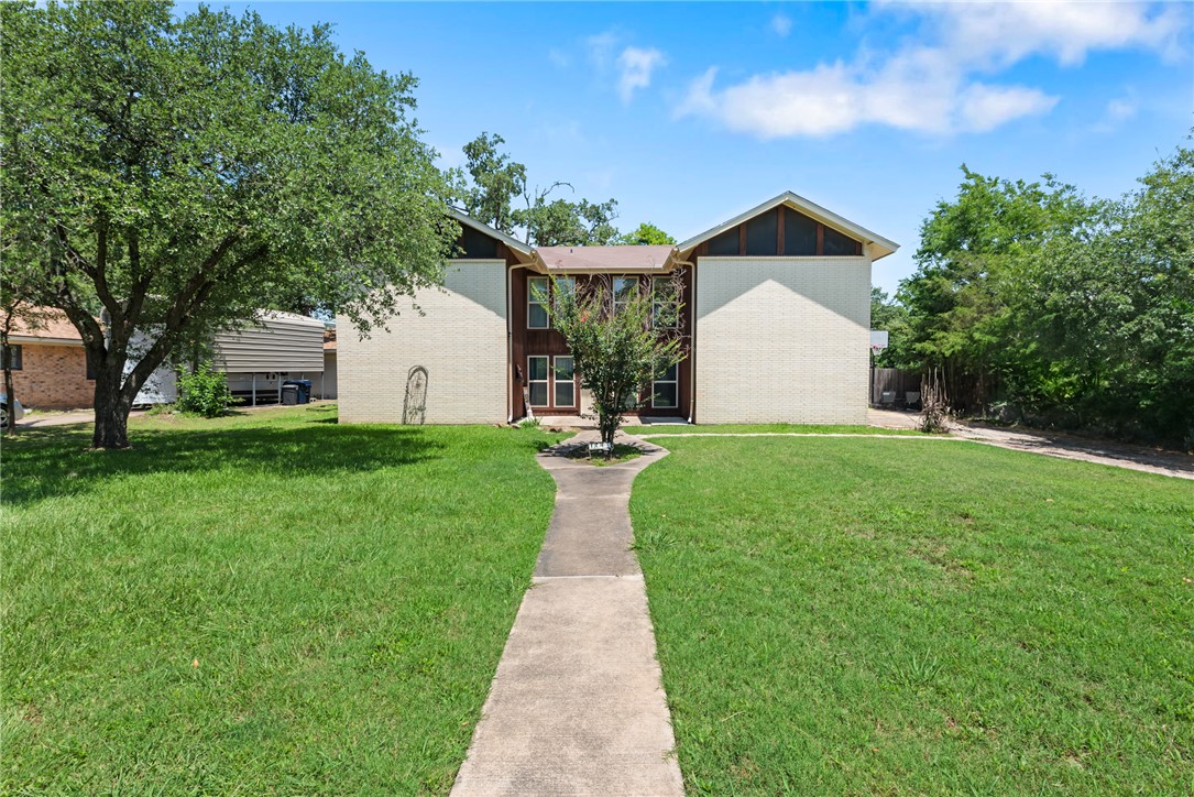 1605 Todd Trail Property Photo 1