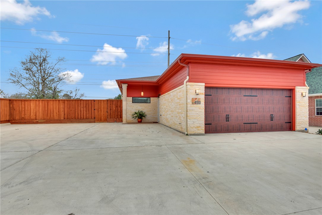 4100 South Texas Avenue S Property Photo 1