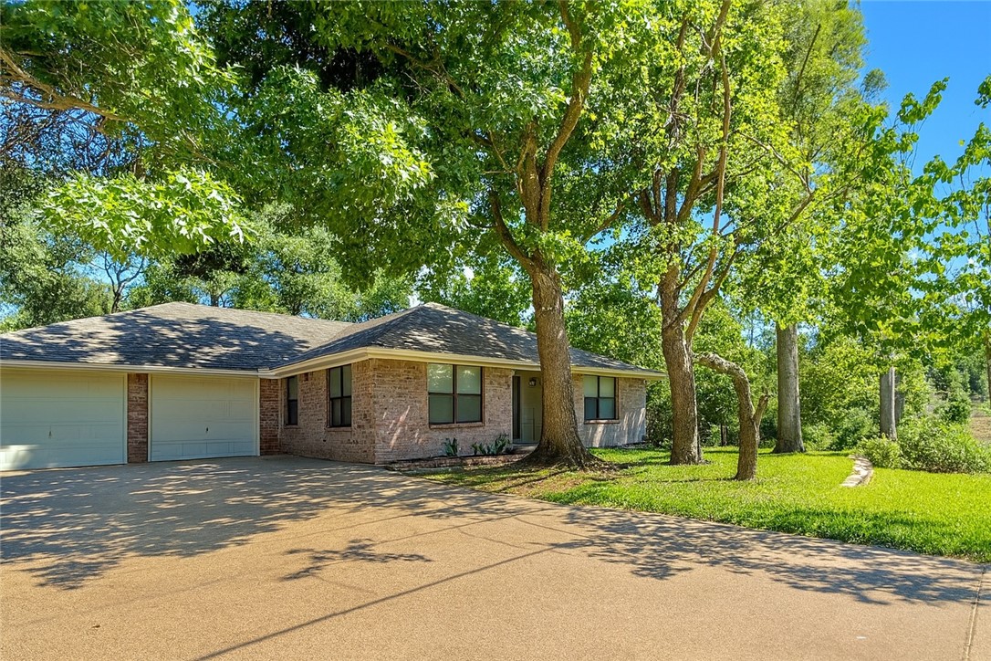 28 Sammy Snead Drive Property Photo 1