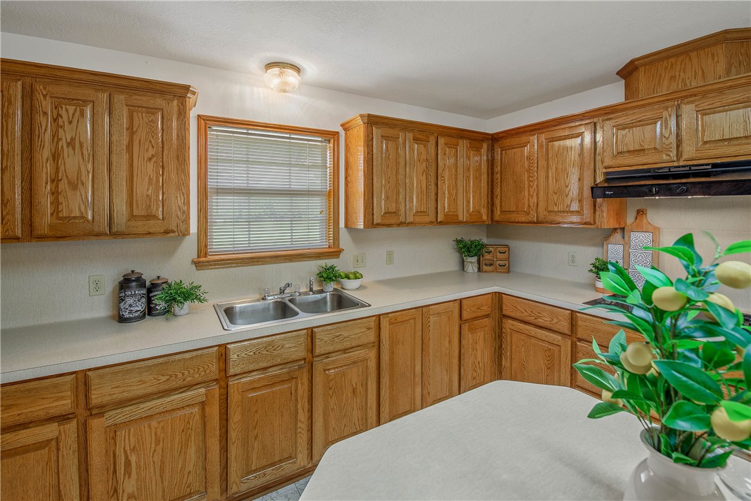 1110 County Road 439 Property Photo 23