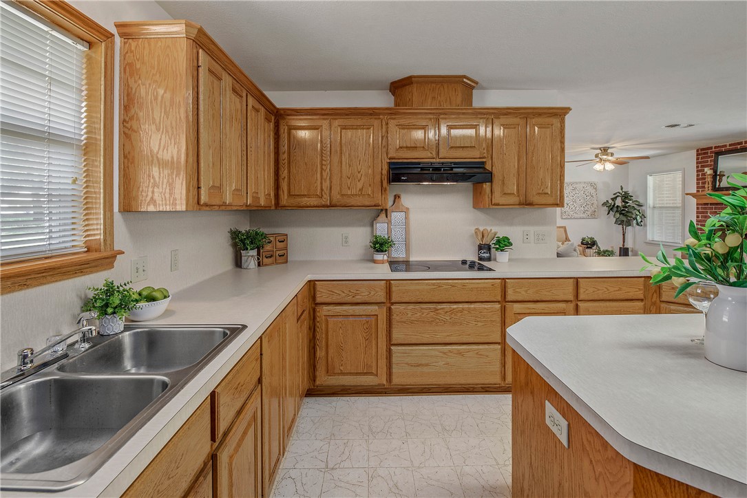 1110 County Road 439 Property Photo 24