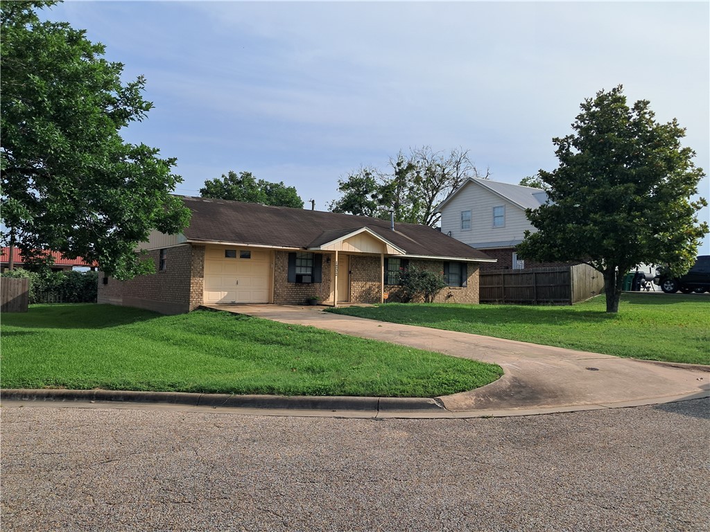 1202 Cheyenne Drive Property Photo 1