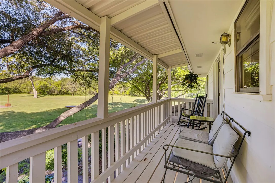601 East Collard Street Property Photo 46