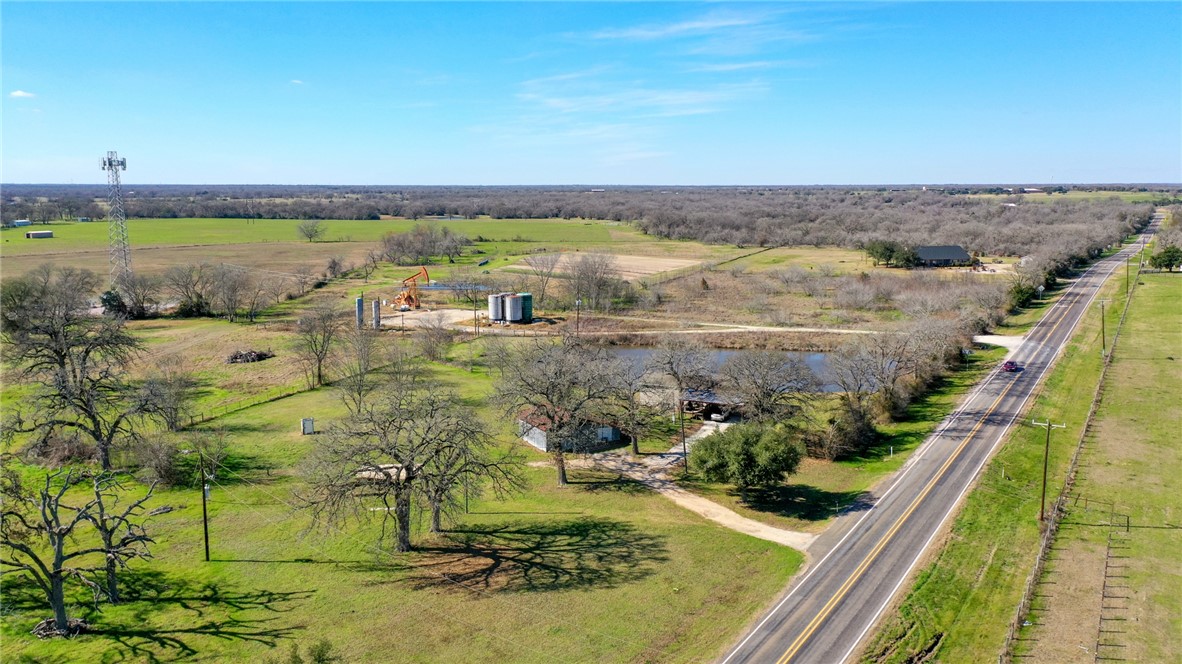 2095 Fm 1452 W Property Photo 1