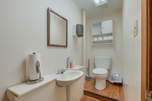 118 South Main Street Property Photo 14