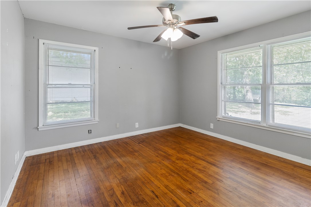 100 Fleetwood Street Property Photo 7