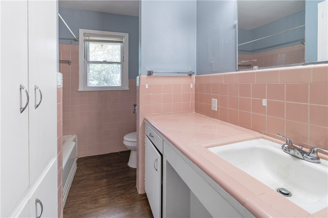 100 Fleetwood Street Property Photo 15