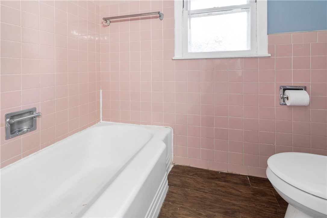 100 Fleetwood Street Property Photo 16