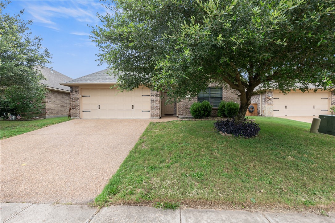 4202 Carnes Court S Property Photo 1