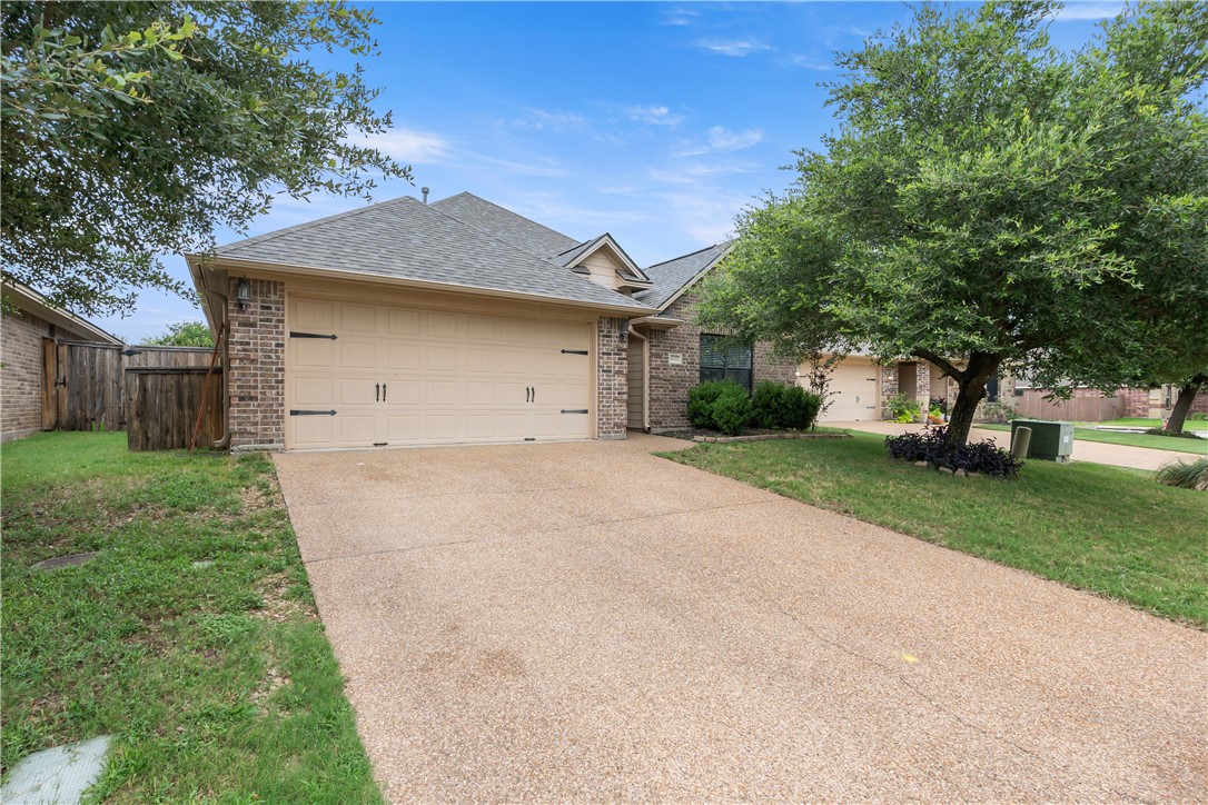 4202 Carnes Court S Property Photo 2