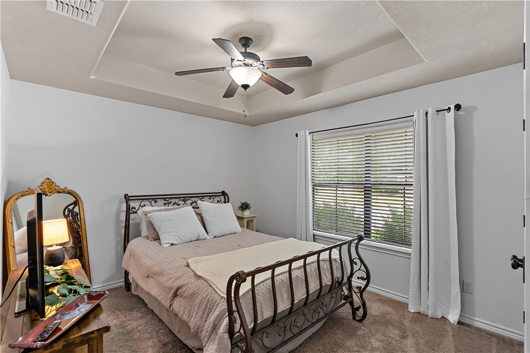 4202 Carnes Court S Property Photo 15
