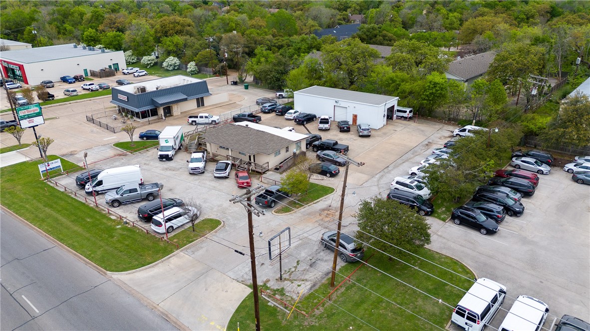 1803 South Texas Avenue Property Photo 1