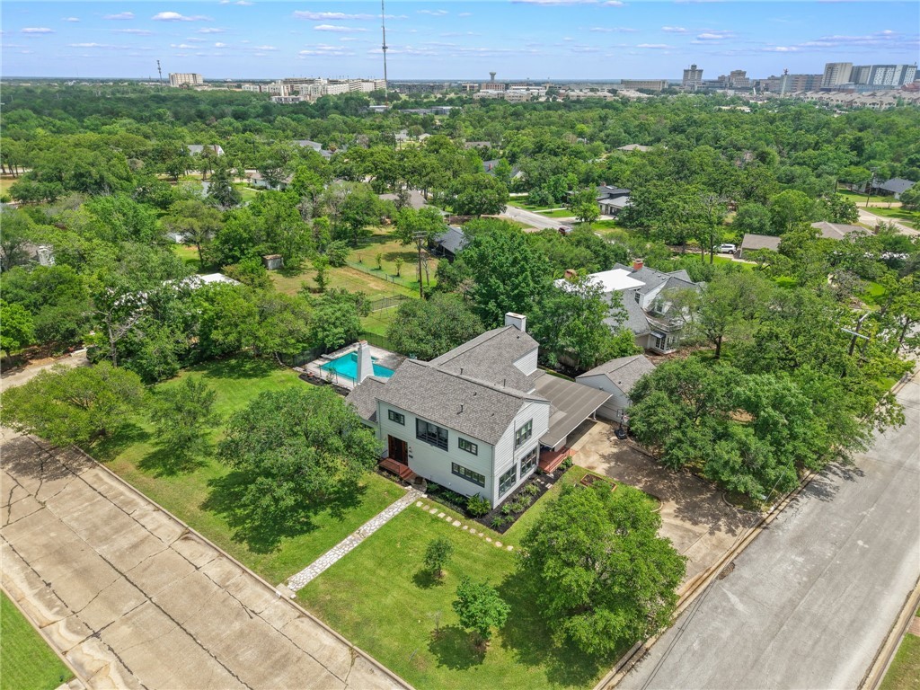 301 Hensel Avenue Property Photo 1