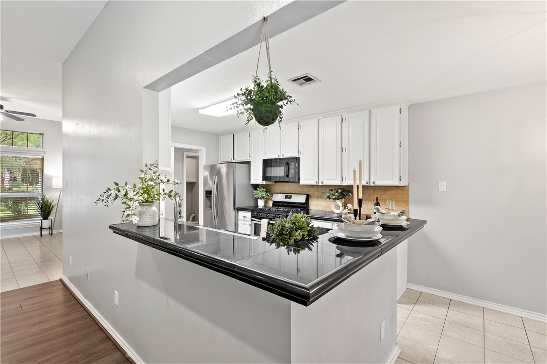 1717 Starling Drive Property Photo 13