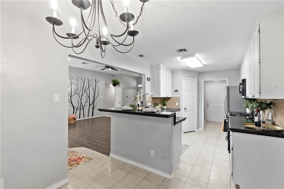 1717 Starling Drive Property Photo 15