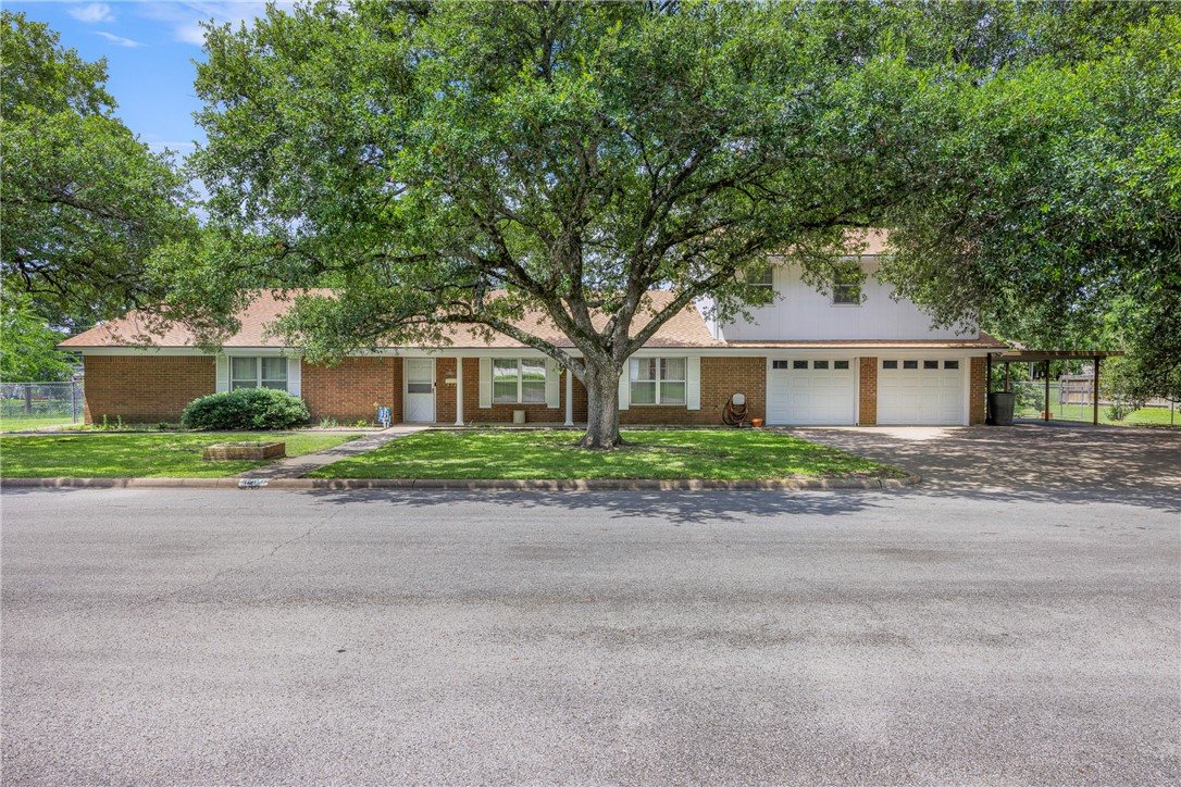 1001 Skrivanek Drive