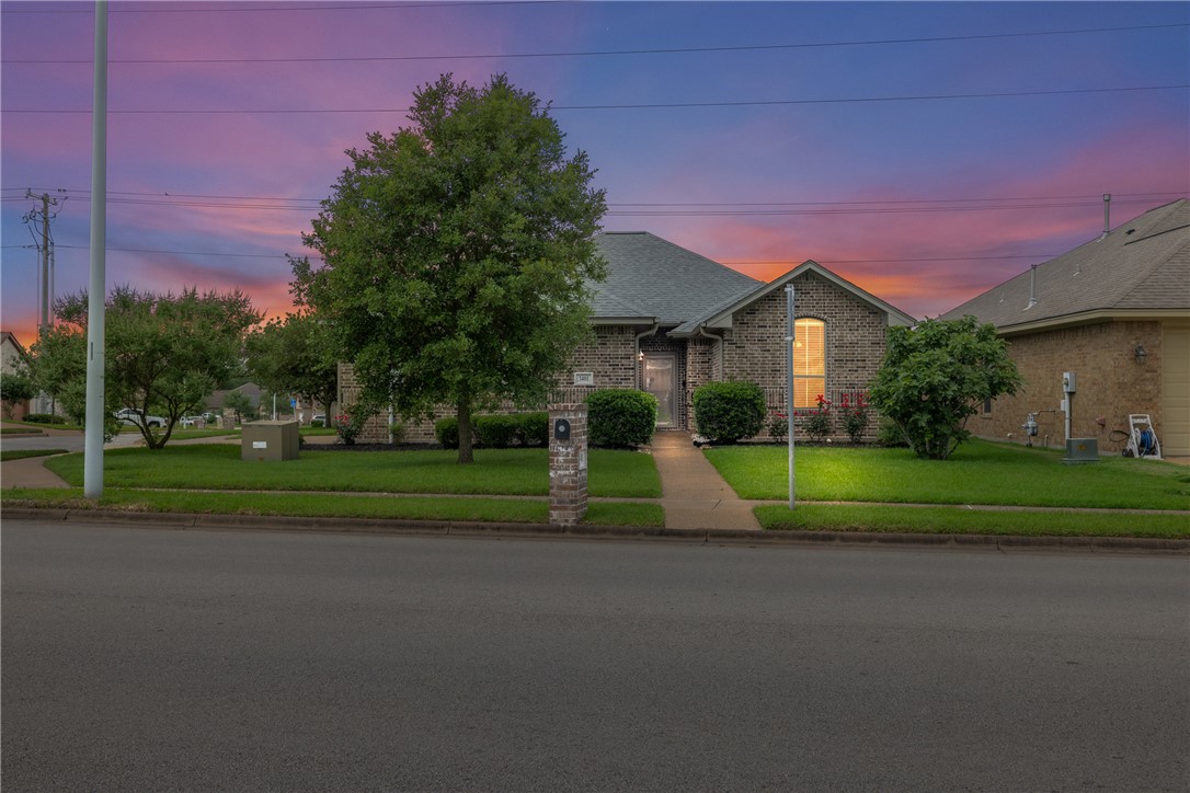 3401 Broadmoor Drive Property Photo 1