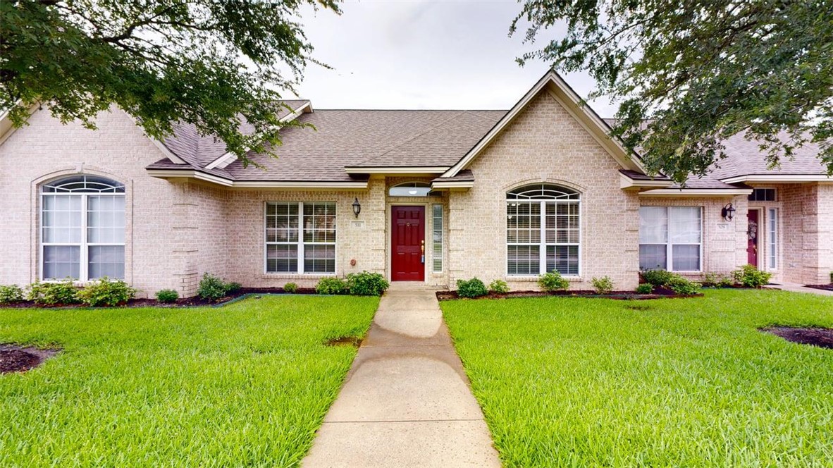 511 Fraternity Property Photo 1