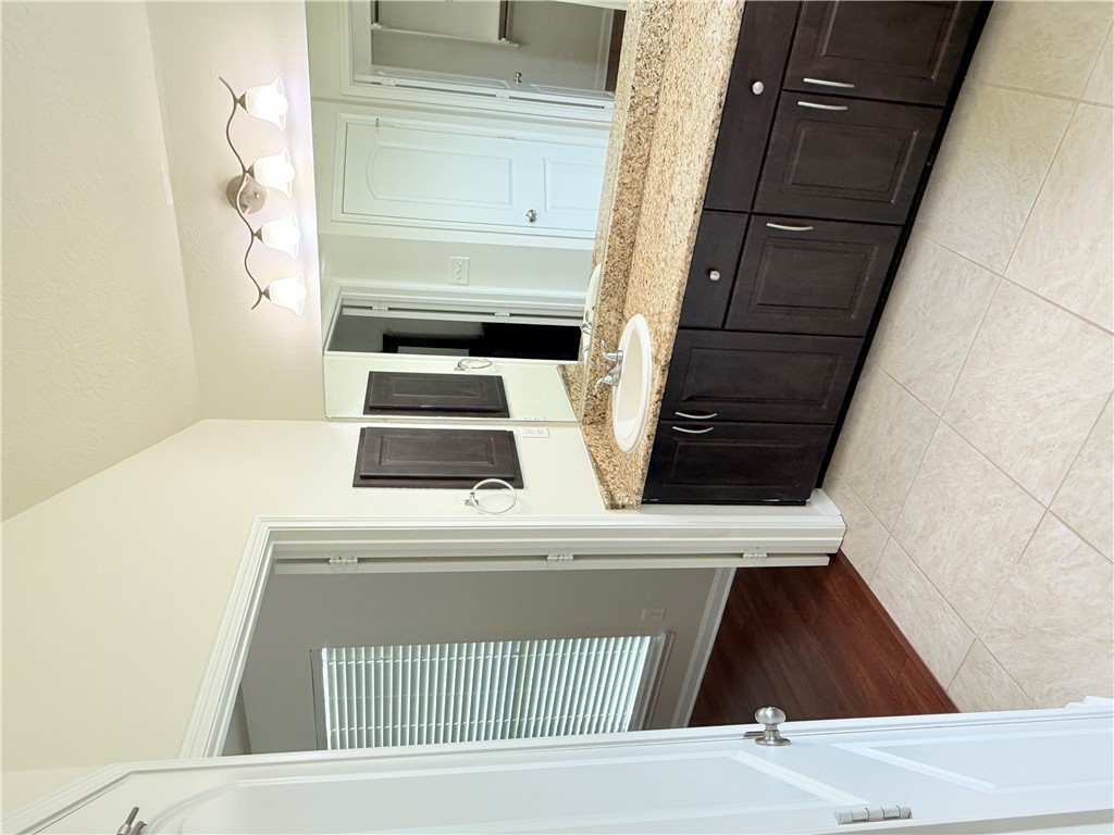 2812 Silver Oak Drive Property Photo 4