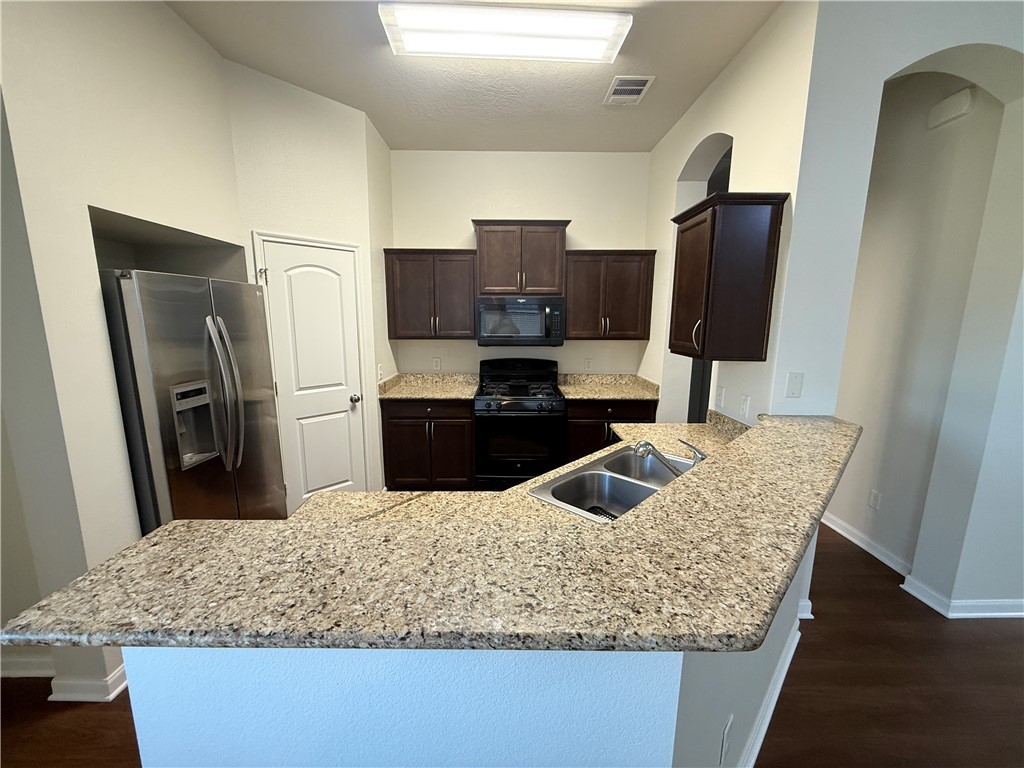 2812 Silver Oak Drive Property Photo 13