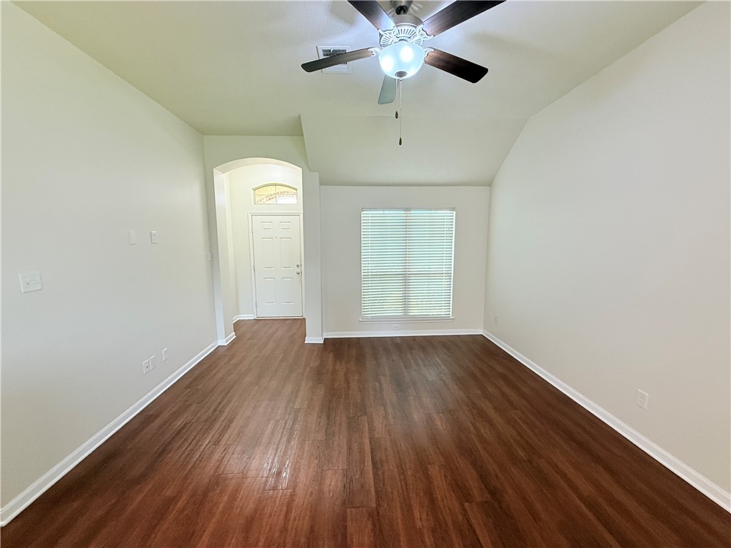 2812 Silver Oak Drive Property Photo 20