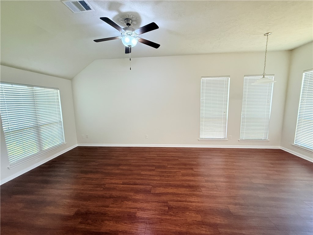 2812 Silver Oak Drive Property Photo 22