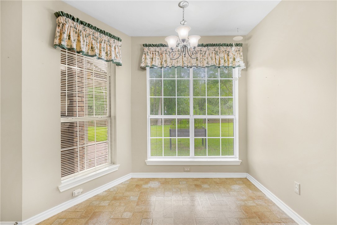 1704 Starling Drive Property Photo 18