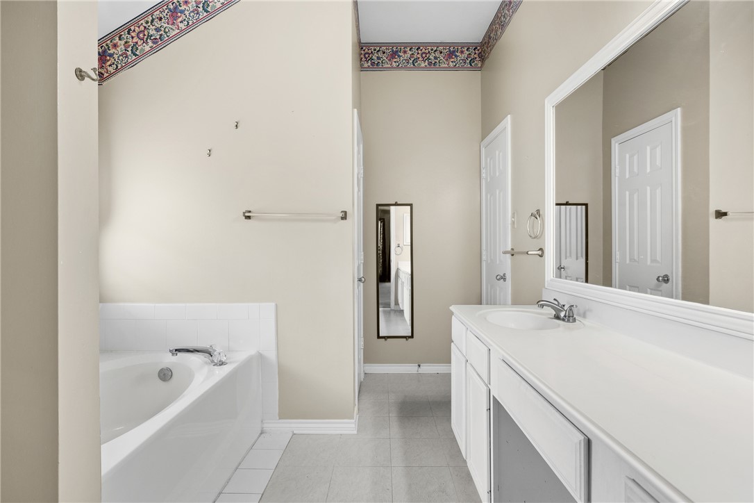 1704 Starling Drive Property Photo 20